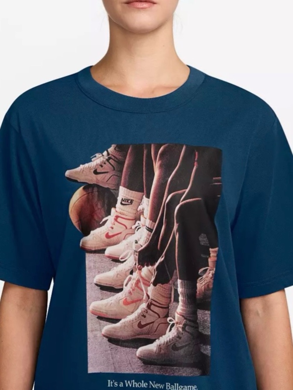 Nike Women’s XL LOOSE Dri-FIT Basketball Graphic Tee Blue Baggy T-Shirt Crewneck